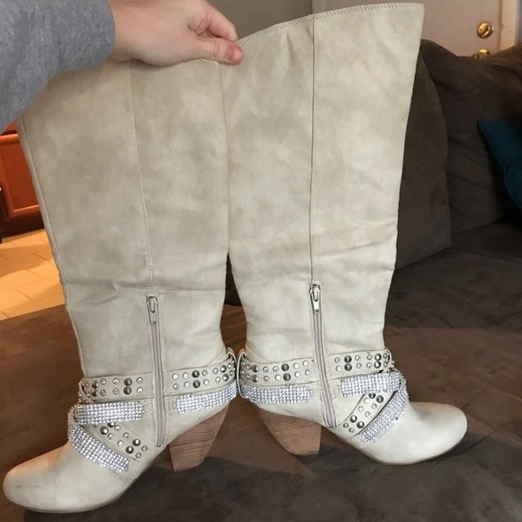 SOLD! Rhinestone Cream Boots - Picture 2 of 8